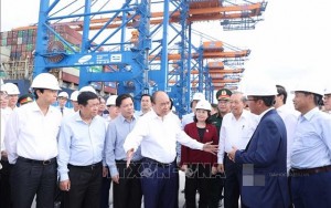 Thủ tướng Nguyễn Xuân Phúc: Tập trung phát triển cảng Cái Mép - Thị Vải ngang tầm khu vực vào năm 2030